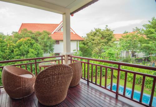 Deluxe Villas In Da Nang Resort