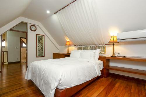 Deluxe Villas In Da Nang Resort