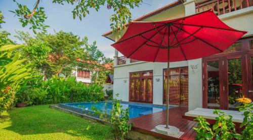 Deluxe Villas In Da Nang Resort