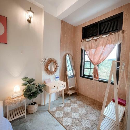 Hotel Thachy Coffee & Home