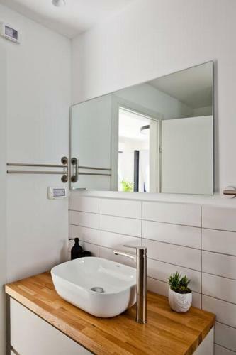 Apartamento ?newly Renovated, Spacious 2br? #bugrashov_life?