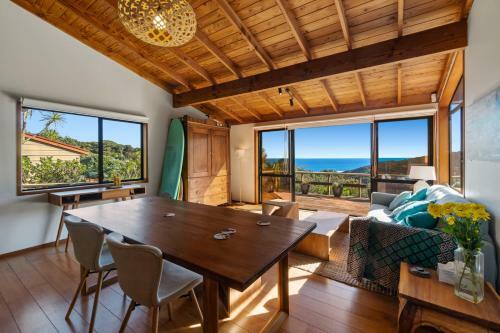Perfectly Piha - Piha Holiday Home