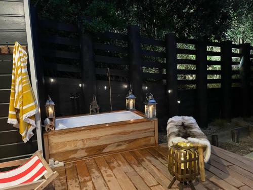 The Lighthouse - Snells Beach Holiday Home
