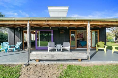 Pinot Paddock - Martinborough Holiday Home
