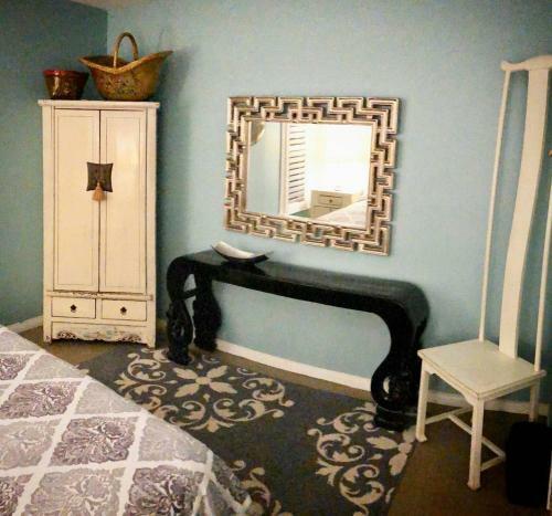 Bed & Breakfast Grey Gardens Hamilton Instant Hotel