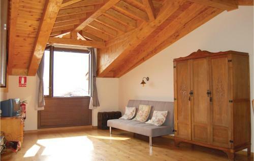 Two-bedroom Holiday Home In Cirieno