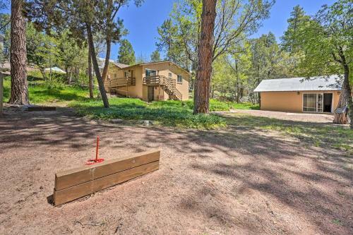 Pine Angry Skunk Cabin With Outdoor Oasis!