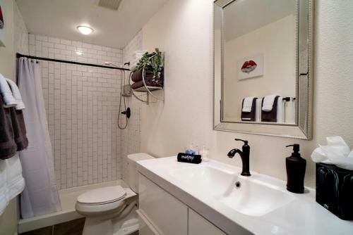 Stunning N Phx Home With Htd Pool And Gameroom
