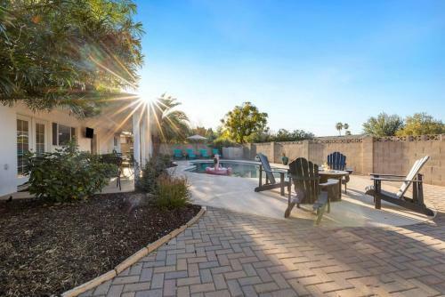 Relaxing Getaway Home Wserene Yard And Pool