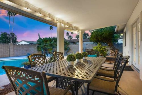 Relaxing Getaway Home Wserene Yard And Pool