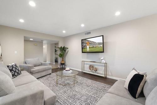 Entertainers Dream 4 Bdrm Htd Pool Games