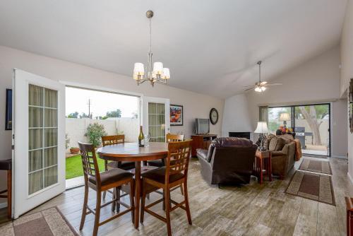 Villa Cypress Home
