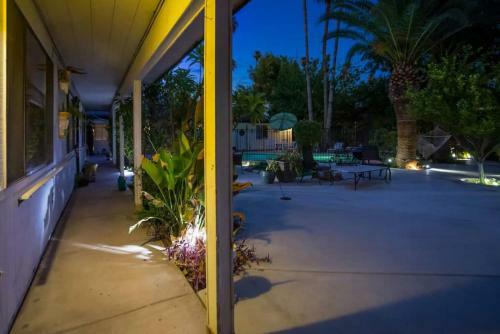 Private Bedroom # 2 In Great Location Wpool