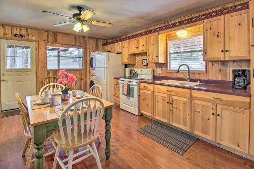 Quiet Az Cabin Retreat Close To Rainbow Lake