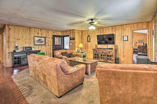 Quiet Az Cabin Retreat Close To Rainbow Lake