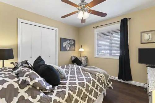 New Listing 6bed3bath Desert Oasis Gem W Private Pool