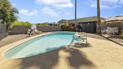 New Listing 6bed3bath Desert Oasis Gem W Private Pool