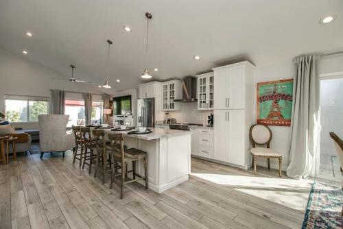Modern Old Town Scottsdale Home Wdesigner Touch