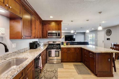 Old Town Scottsdale Getaway W Backyard Oasis