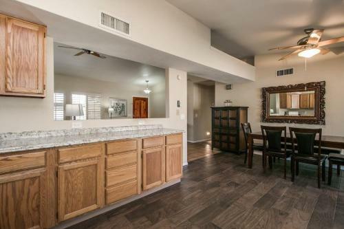 Scottsdale Kierland 3 Bdrm With Sparkling Pool