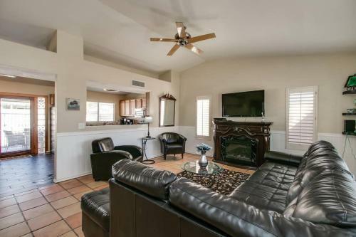 Scottsdale Kierland 3 Bdrm With Sparkling Pool