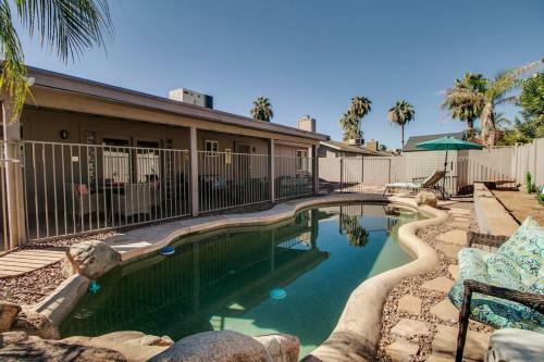 Scottsdale Kierland 3 Bdrm With Sparkling Pool