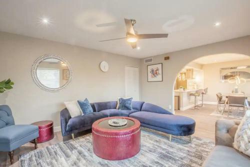 Modern Tempe Gem W Sparkling Pool And Game Room
