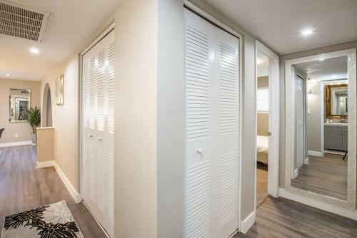 Modern Tempe Gem W Sparkling Pool And Game Room