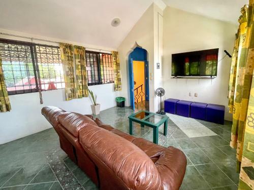 Casa Silo� + Pajarera