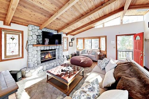 Medicine Man Manor