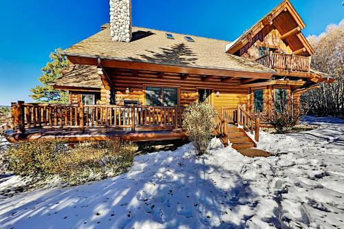 Bow Canyon Oasis