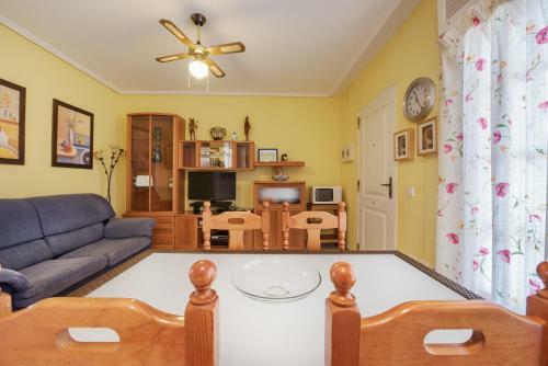 Apartamento Columela Pinar En Zona Tranquila Con Wifi