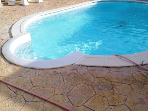 Chalet Con Piscina Privada, Jard�n Y Barbacoa