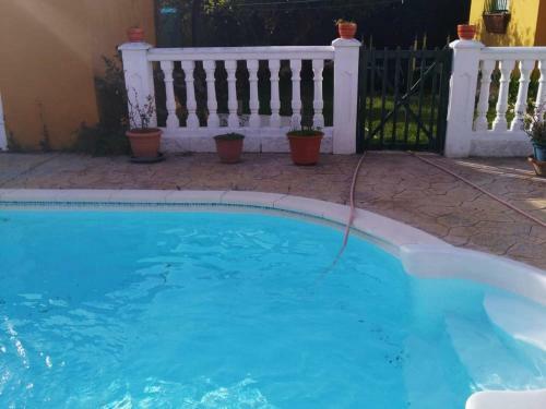 Chalet Con Piscina Privada, Jard�n Y Barbacoa