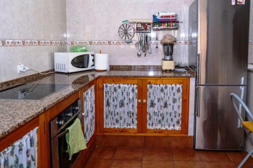Chalet Con Piscina Privada, Jard�n Y Barbacoa