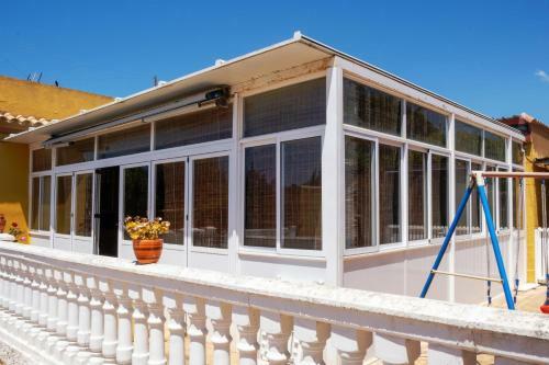 Chalet Con Piscina Privada, Jard�n Y Barbacoa
