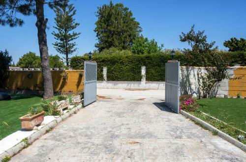 Chalet Con Piscina Privada, Jard�n Y Barbacoa