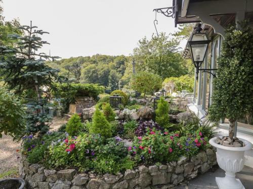 Valley View House Dalton