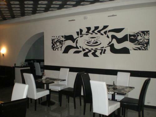 Hostal Op-art Etterem Es Panzio