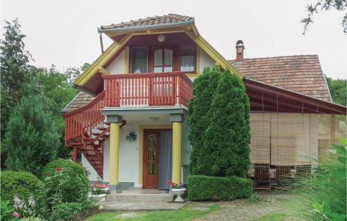 Holiday Home Acsai Utca-igal
