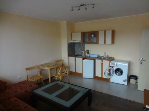 Apartment Lazur By The Sea
