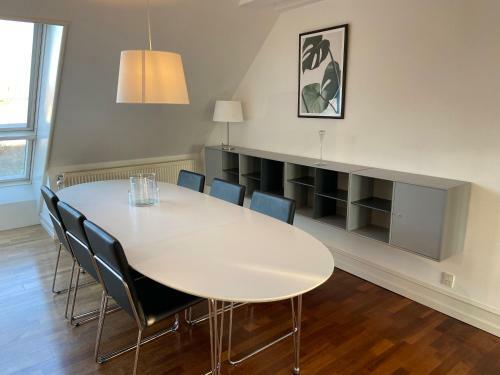 Cozy Apartment In Elegant �sterbro