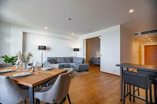 Apartamento Dream Stay - Superior Beach Front Apt With Balcony, Sauna And Parking