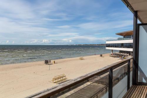 Apartamento Dream Stay - Superior Beach Front Apt With Balcony, Sauna And Parking