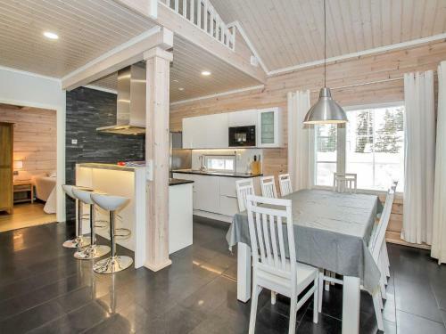 Holiday Home Villa Utu