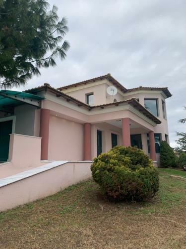 Emerald Green Villa