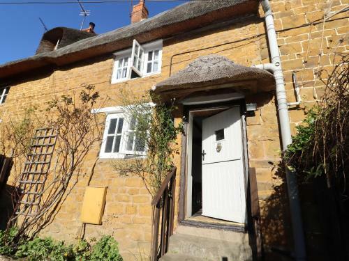 Stone's Throw Cottage