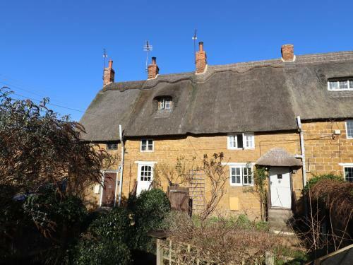 Stone's Throw Cottage