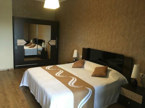 Pearl Apartment