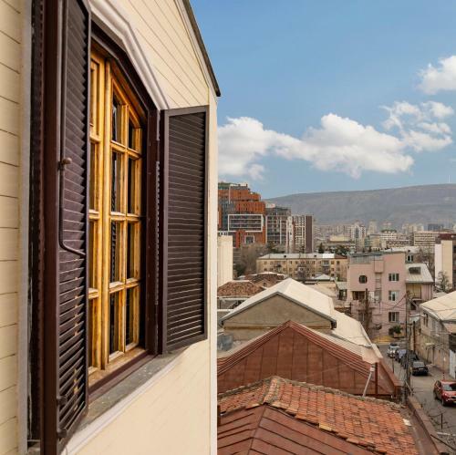Vedzisi Garden Hotel